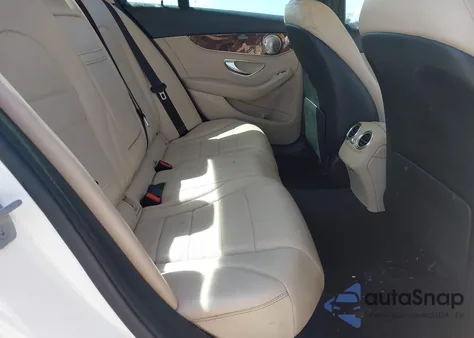 2016 Mercedes-Benz C 300 4Matic/Luxury 4Matic/Sport 4Matic из США, поврежденный, VIN 55SWF4KB1GU128868